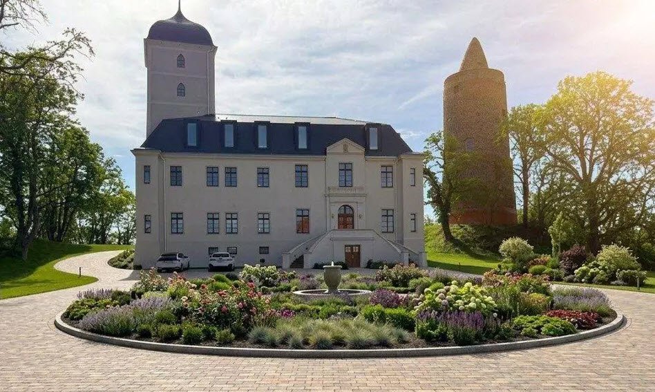 Schloss Pouch, Muldestausee, Germany, Germany